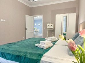 Апартаменты Sun City Apartments Shtolz 28 с Двумя Спальнями в Центре Города