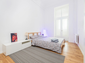 Bolshie v uyutnom centre Apartments