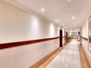 Отель Pearl Marina