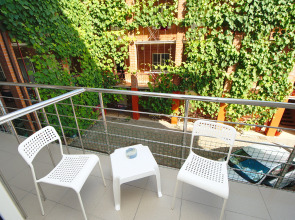 Отель Лотос