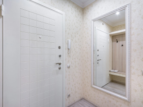 Apartments Bolshoi by Roomers 3