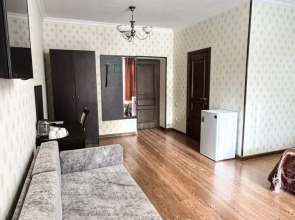 Отель Кавказ