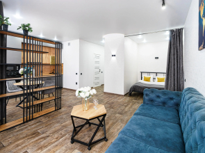 Loft Na Naberezhnoy Reki Flat