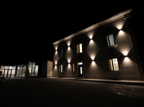 Отель Louvre Home