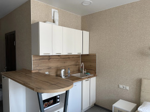 Апартаменты у моря с видом на бассейн