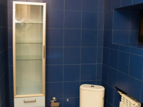 Апартаменты Лоял на улице 9-я Линия 14