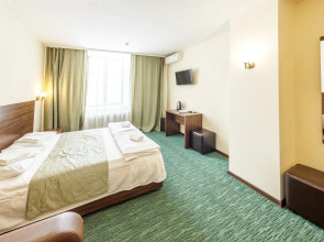 Отель Алмаз