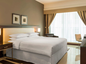 Отель Four Points by Sheraton Sheikh Zayed Road