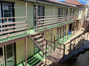 Гостевой Дом на Уютной 10