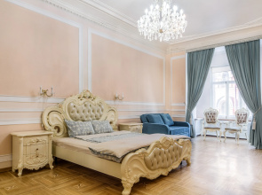 Квартира на Рубинштейна 4