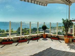 Хостел Bucoleon