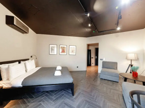 Апартаменты Red Apartments Виктория Осень