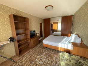 MIR ul. Internatsionalnaya, d.3 Apartments