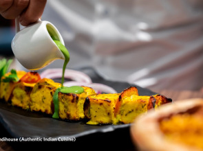 Отель Kingsgate Al Jadaf by Millennium