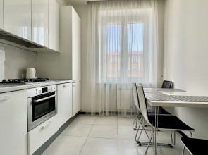 Апартаменты Прекрасная Двухкомнатная Квартира с Видом на Главный Проспект