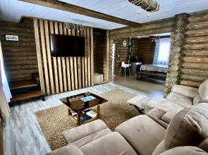 Гостевой дом Избушки guestHouse Большая