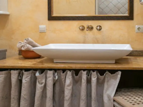 Апартаменты четырёхкомнатные в центре города