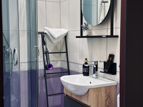 Апартаменты Два Города у метро Октябрьская