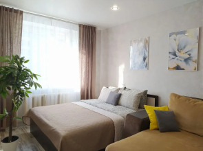 Квартира Просторная однокомнатная на ул. Ньютона