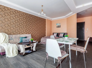 Апартаменты Студия Улучшенная Юг-Апарт на Красной 176