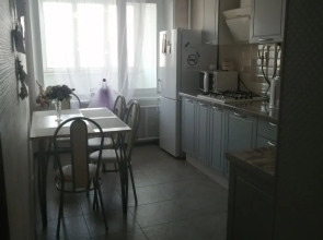 Квартира Cozy and bright apartment