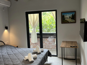 More&more Guest House