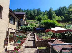 Radevichi Guest House