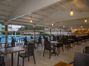 Armas Green Fugla Beach