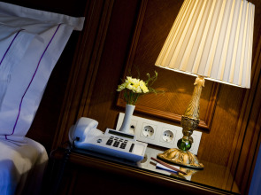 Отель GLK Premier The Home Suites & Spa