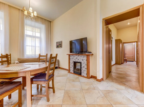 Апартаменты на Итальянской 37