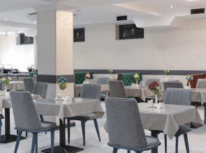 Отель ART ROYAL