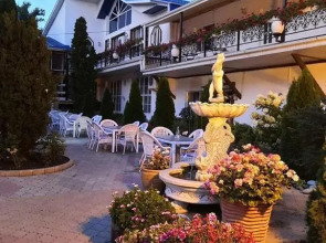 Отель Ливадия