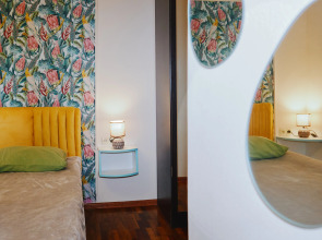 Отель Triple Eight