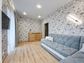 Апартаменты Stepanenkov с угловой гостиной на Комсомольском 6