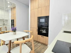 Квартира Современный Комфорт в Удобной Локации от Urban Apartments