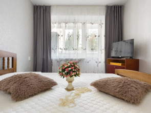 Апартаменты Жуковского 10