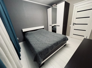 Апартаменты Двухкомнатная квартира рядом с парком им.Гагарина