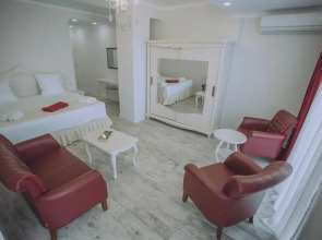 Отель Royal Medis