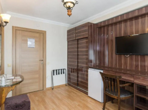 Отель Naz Wooden House Inn