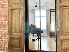 Квартира Art Tolstoy House