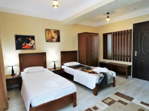 Hotel Liberty Theatre