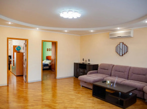 Апартаменты SWEET HOME APARTS Энгельса 73