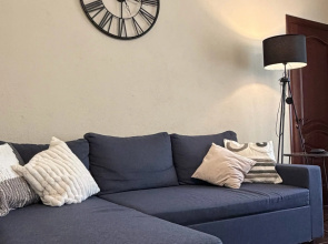 Uyutnaya kvartira Dombay Flat