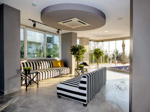 Отель Tourist Antalya