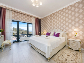 Kameliya Iriny Savelyevoy v elitnom Spa-komplekse - Roskosh uyut tishina udobstvo Apartments