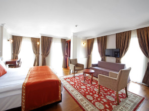 Отель Aren Suites