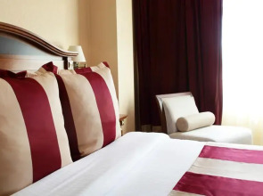 Отель Crowne Plaza Minsk