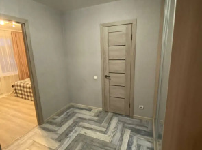 Квартира Двухкомнатная квартира с современным ремонтом