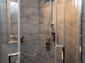 Апартаменты 2-х комнатные в Тихом Центре в стиле Старый Питер