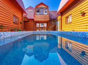 Aprelskie Tezisy Guest House